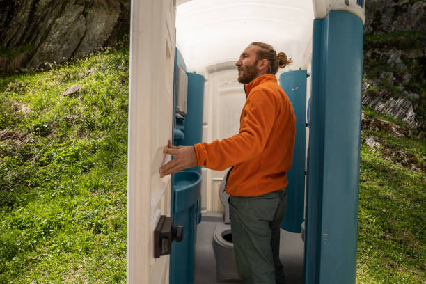 Best Portable restroom trailer rental  in Bristol, VA